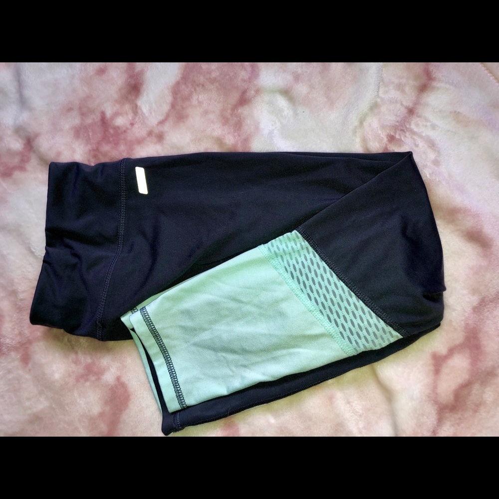 Athletic pants